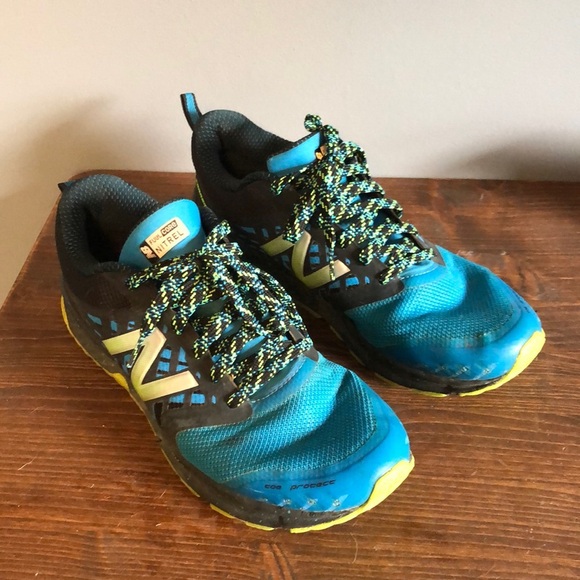 New Balance All Terrain Fuel Core Nitrel Sneakers in Black and Cobalt - Picture 2 of 9